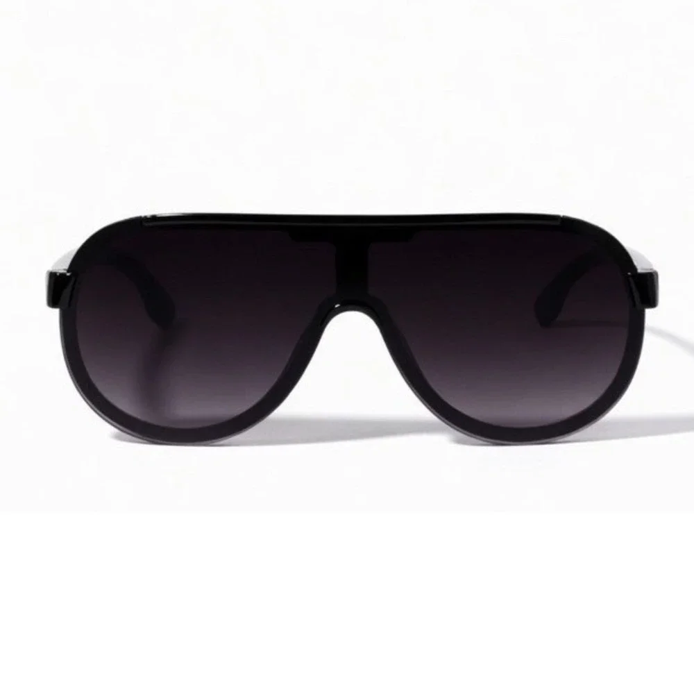 Classic Men Black‎ Shield Sunglasses Offering Bold Edgy All-Black Look Fashion